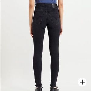 Levi’s 721 High Rise Skinny Jeans